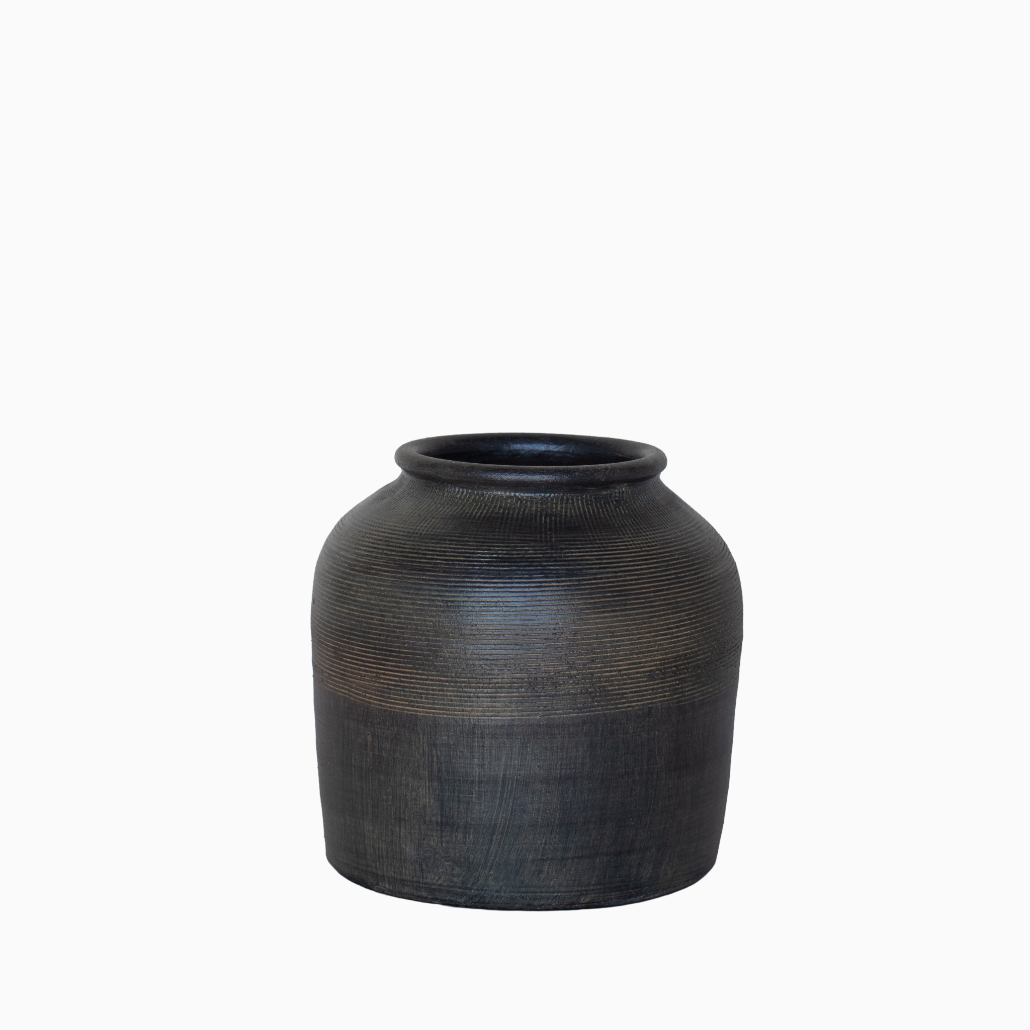 Wrenley Vintage Inspired Pot