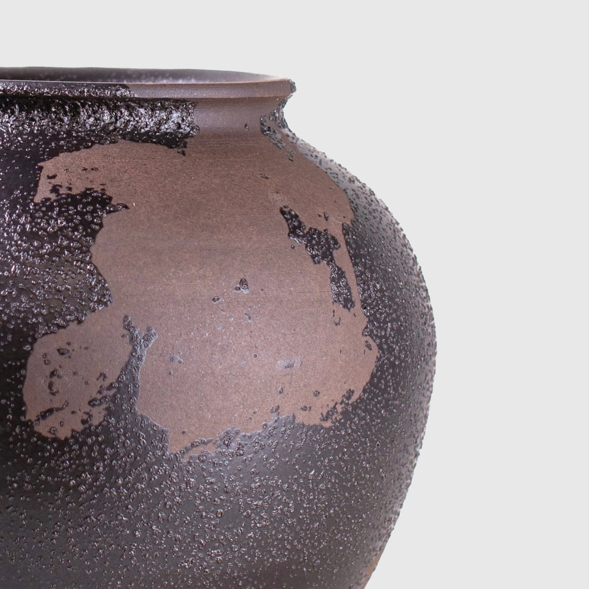 Textured Stoneware Vase – Burnt Umber