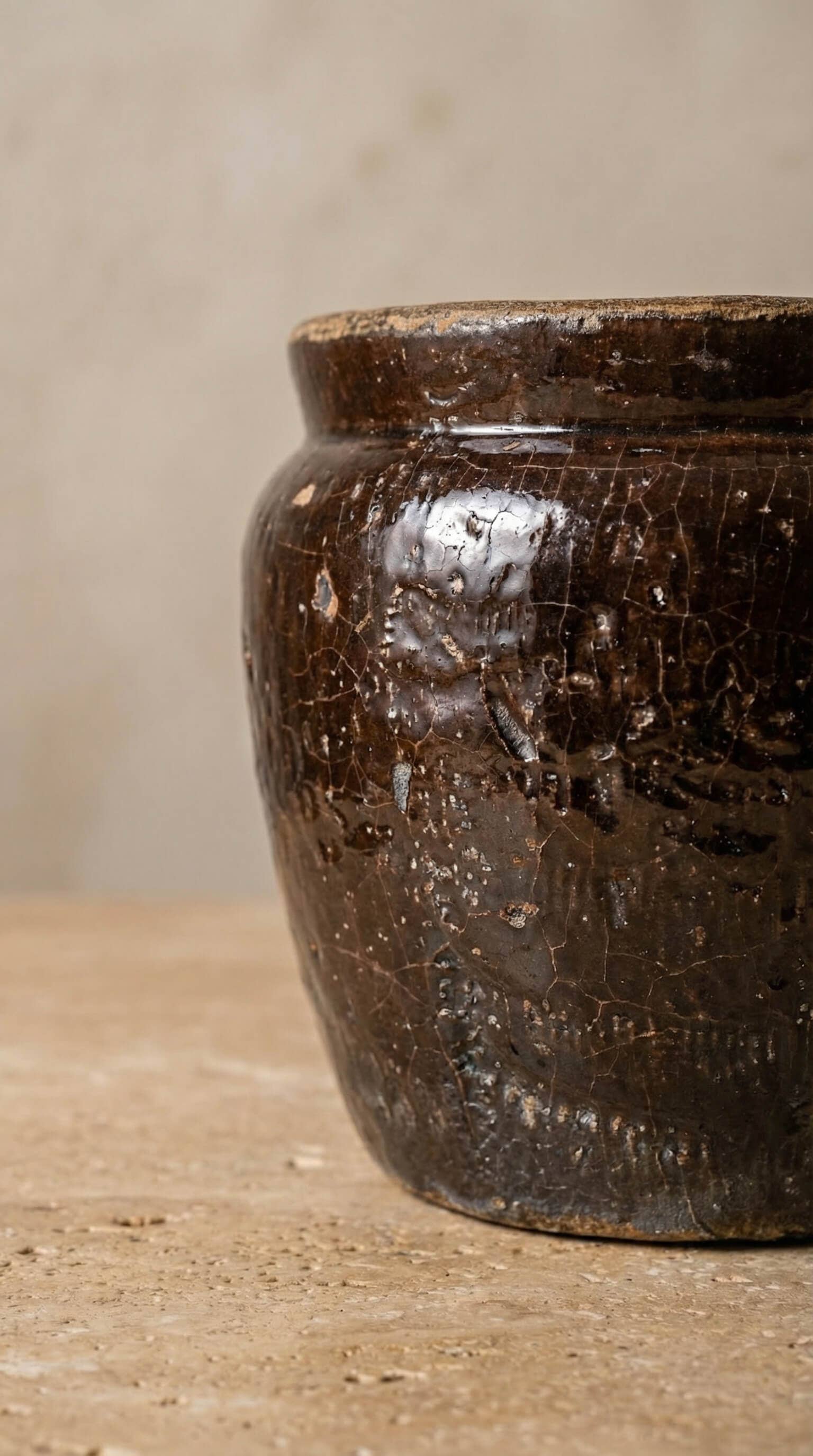 The Varenne Vintage Inspired Pot