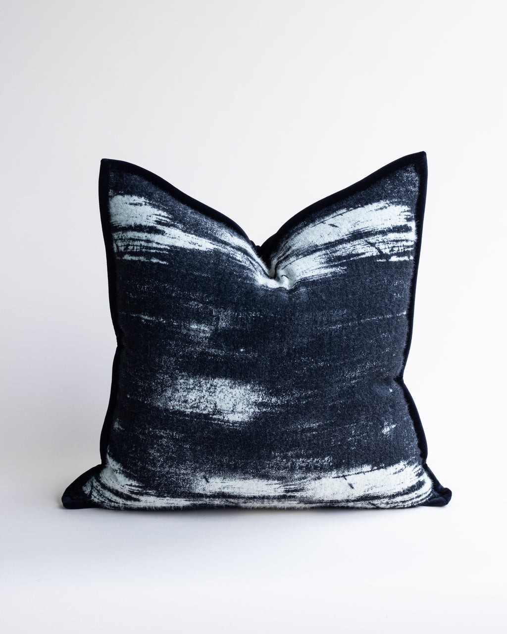 Maya 20" inch Throw Pillow cover